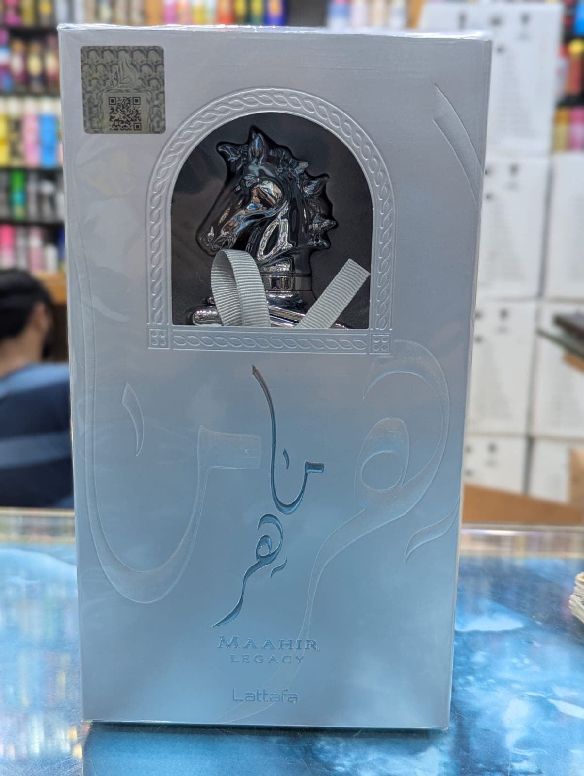 Maahir Legacy by Lattafa – Eau de Parfum (100ML) view 2