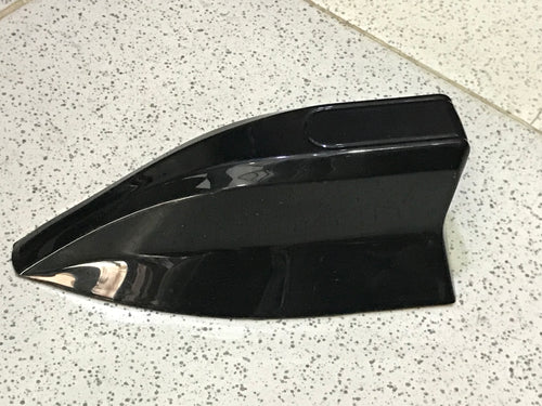 Shark Fin style roof top Antenna in black color for cars.