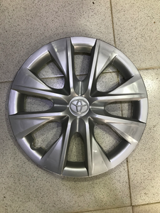 Wheel Caps 15 inch original designs for Toyota Corolla 2015 till now.